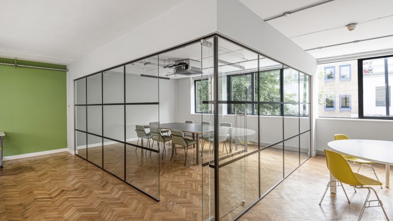 Glass meeting room London 