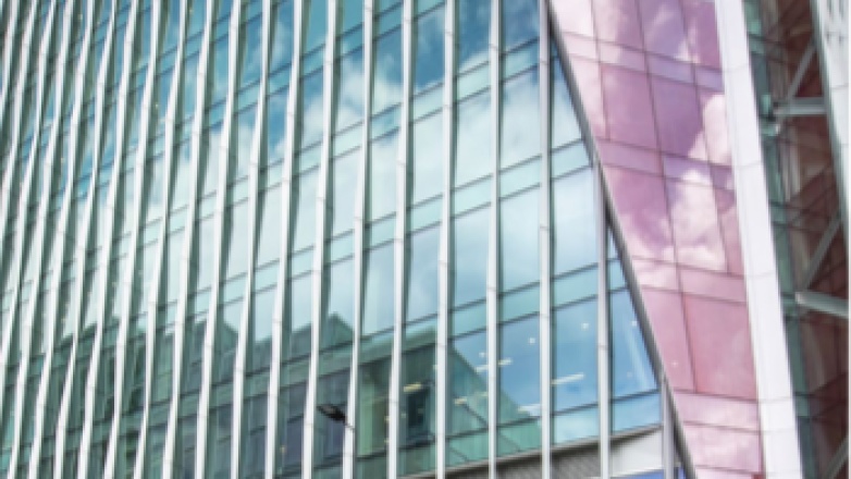 Foto 7 di 11 Bressenden Place  ad Londra