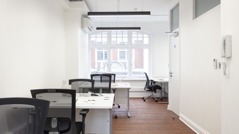 Modern office space London 