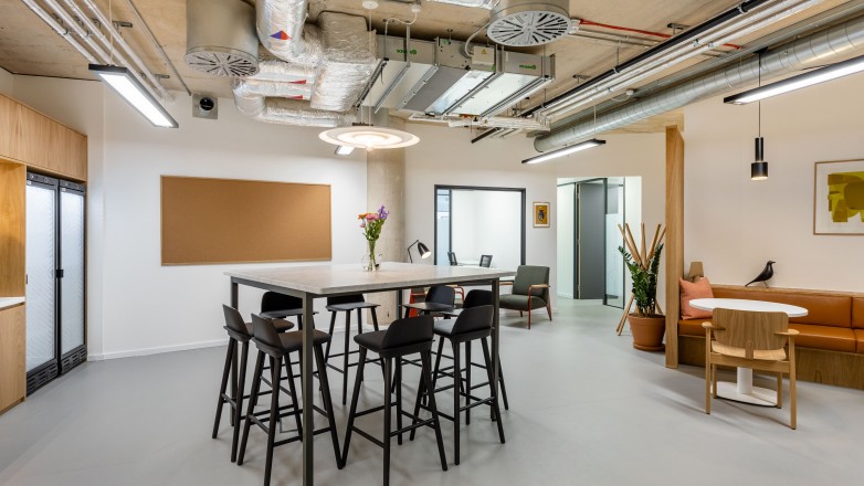 Serviced office London