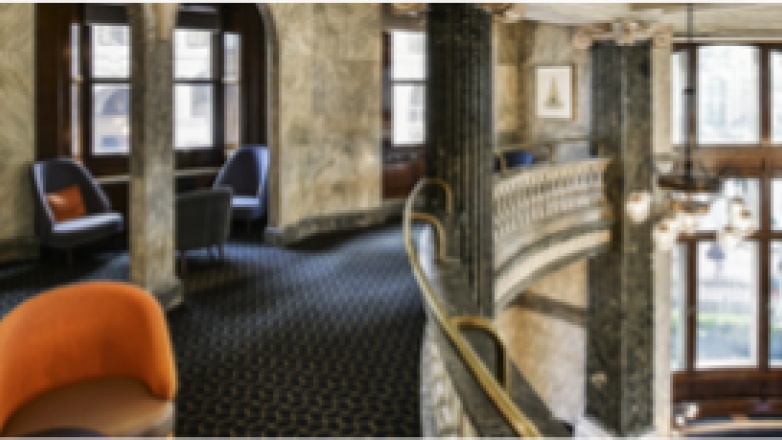 Foto 5 van 1 Corn Hill  in Londen