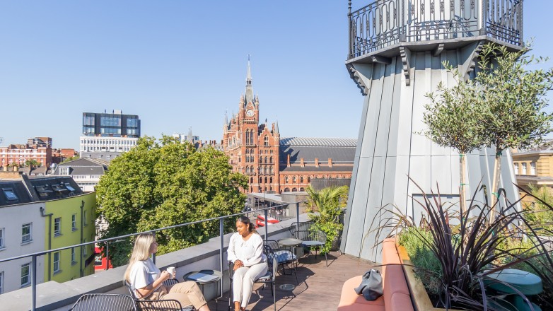 Roof terrace 