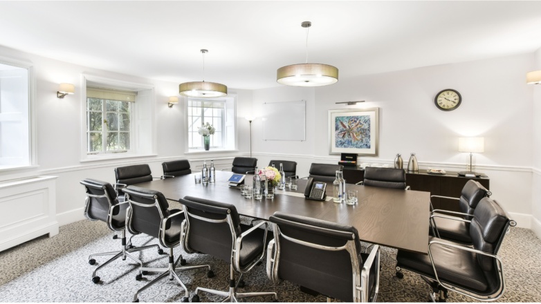 Foto 5 di 32 Curzon Street ad Londra