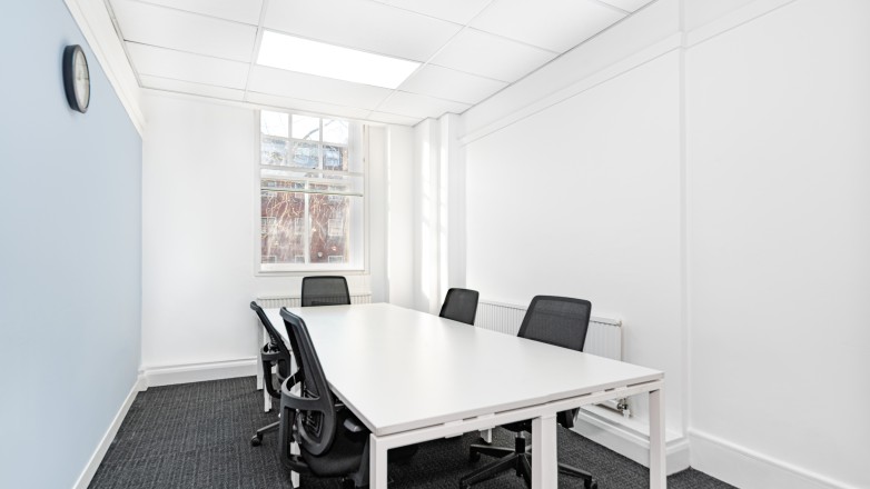 Serviced office London