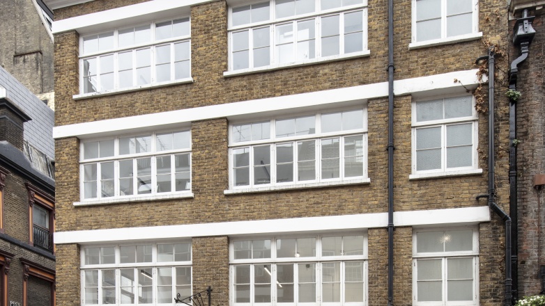 Foto 1 di 9-11 Broadwick Street ad Londra