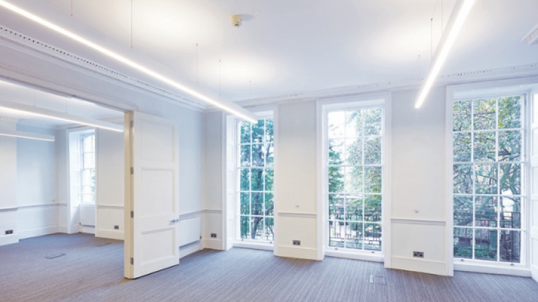 Foto 2 di 13-14 Buckingham Street ad Londra