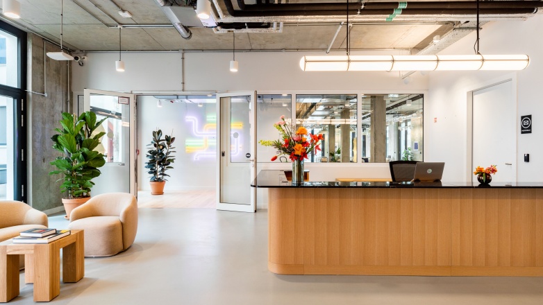 Foto 6 di Dircksenstraße 3 ad Berlino