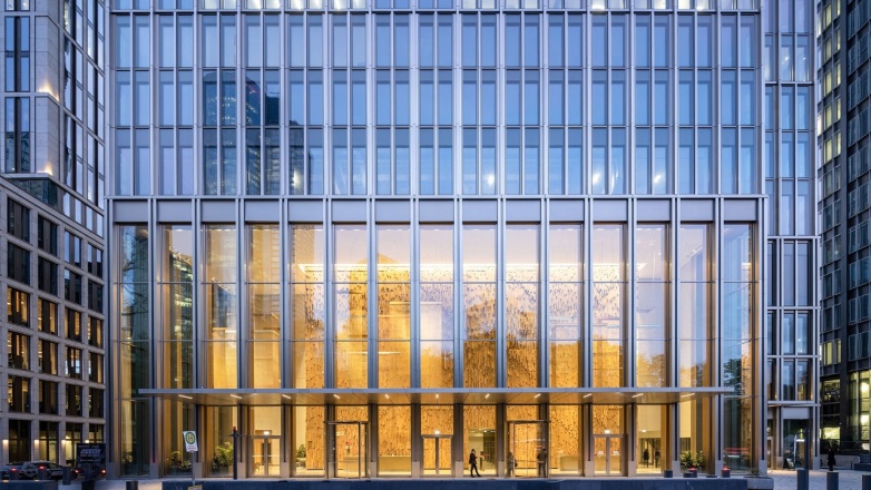 Outside of building Taunusanlage 9-10