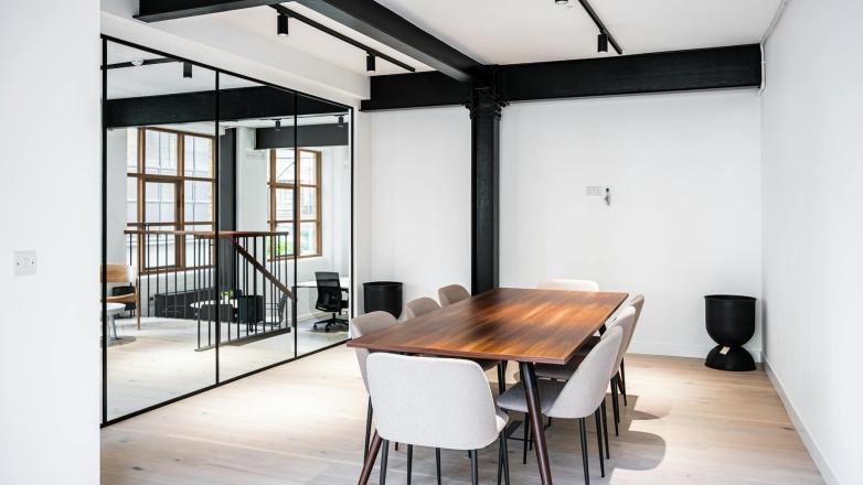 Foto 2 di 3-4 Hardwick Street ad Londra