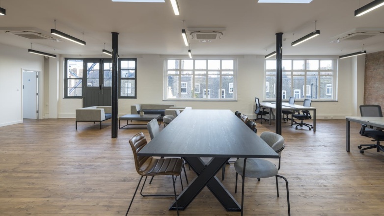 Foto 4 di 6-18 Emerald Street ad Londra