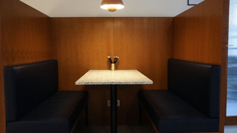 28 Cours Albert 1 er - 75008 Paris, bureau