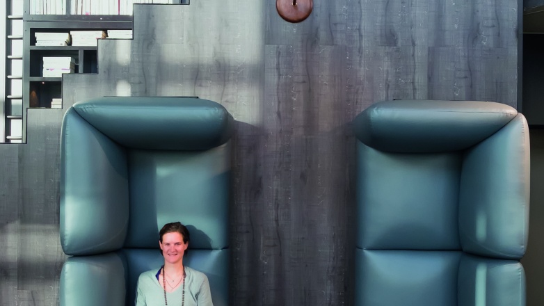 Tour First, 1 place des Saisons, Esplanade de la Défense - 92400 Courbevoie