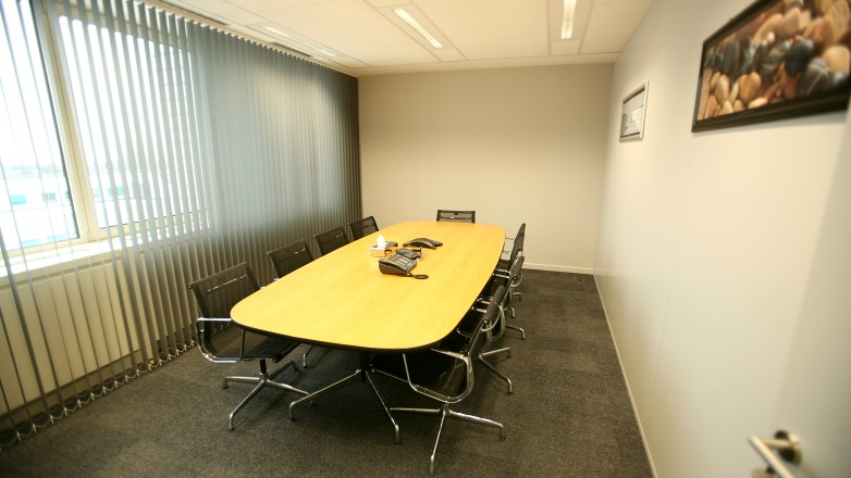 ten person meetingroom