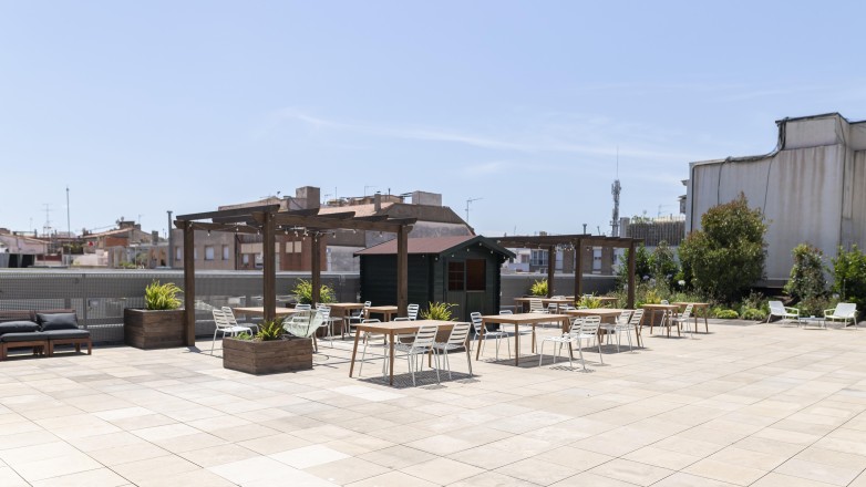 Trendy roof terrace