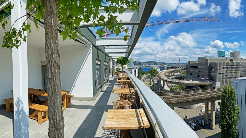 roof terrace 