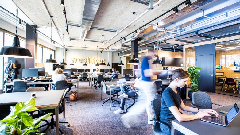 Foto 2 di Hardturmstrasse 161 ad Zurigo