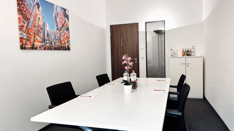 Foto 10 der Überseeallee 1 in Hamburg