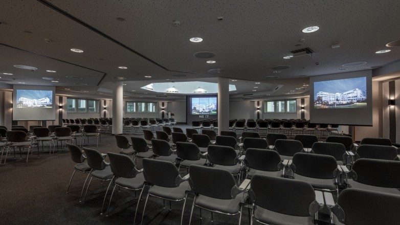 Conference room Karl-Hammerschmidt-Straße 32-42