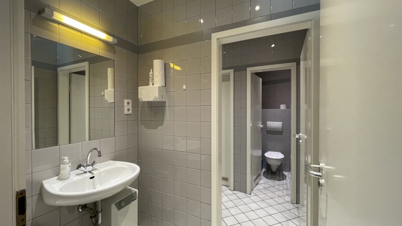 Bathroom Reginhardstraße 34