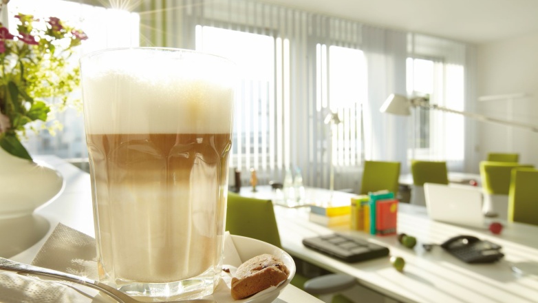 Foto 3 van Uhlandstraße 20-25 in Berlijn