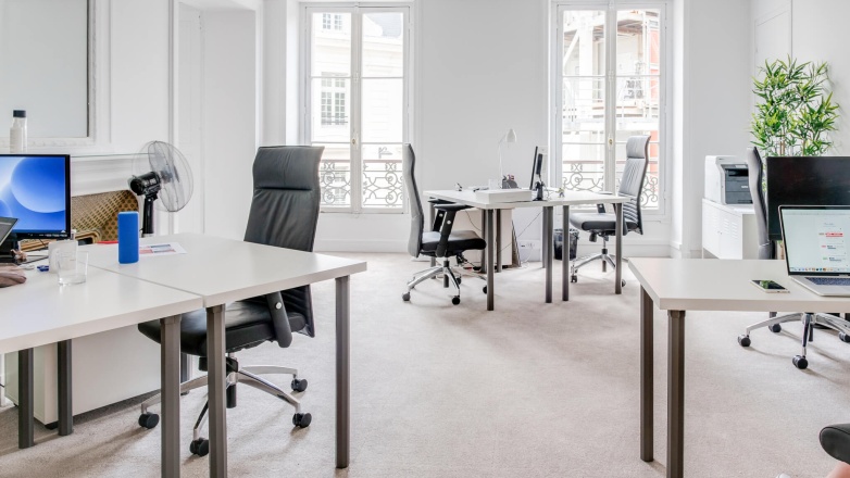 Office 10 rue Laborde