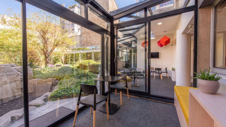 Office space 117 Avenue Victor Hugo