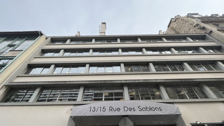 Foto 1 der 13/15 Rue des Sablons in Paris