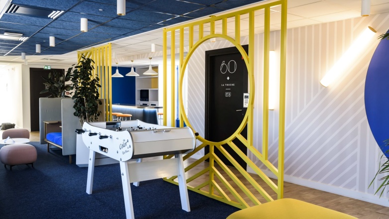 Photo 14 of 15-17 Rue Traversière in Paris