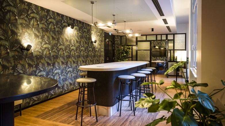 Photo 7 of 15-17 Rue Traversière in Paris