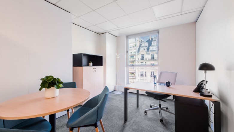 Workspace 42 Avenue Montaigne