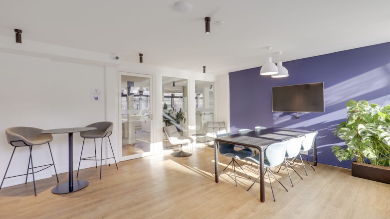 Office 58 Rue de Prony