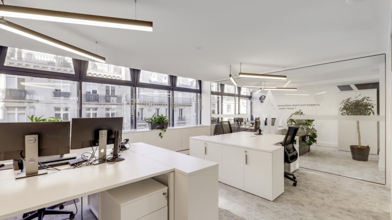 Office space 58 Rue de Prony