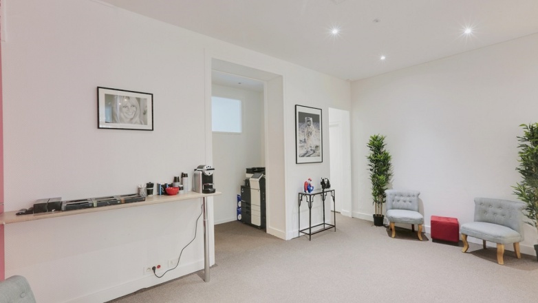 Open area 61 Boulevard Hausseman 