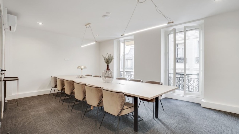 Meeting room 93 boulevard Haussmann