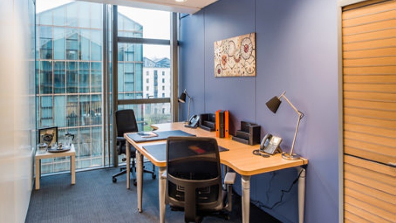 Photo 8 of 11 Rue de Cambrai in Paris