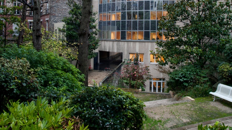 Photo 1 of 14 Avenue d'Eylau in Paris