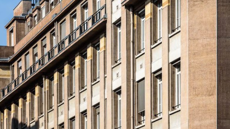 Photo 2 of 15-17 Rue Traversière in Paris