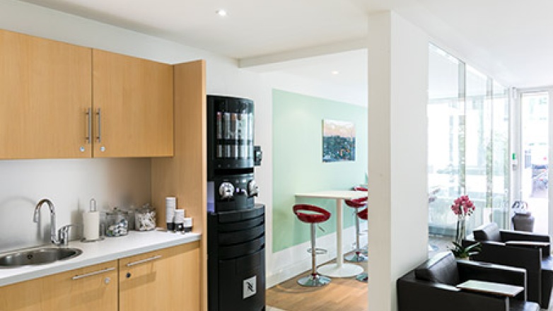 Photo 9 of 171 Avenue Charles de Gaulle in Neuilly-Sur-Seine