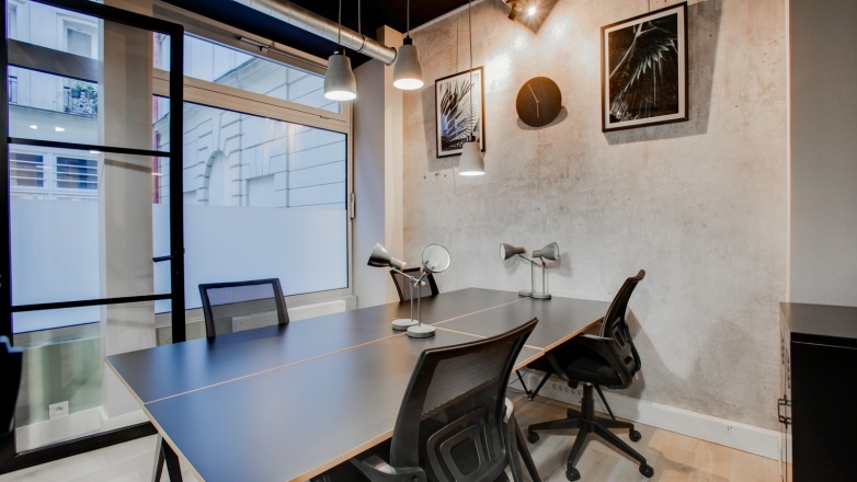 Photo 3 of 33 Rue d’Amsterdam in Paris