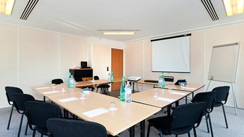 Photo 4 of 4 Place de la Défense in Puteaux