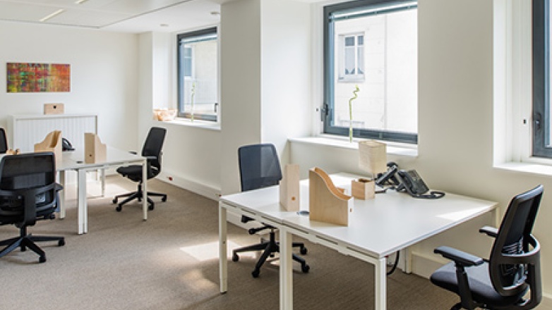 Photo 4 of 6-8 Rue du 4 septembre in Issy-les-Moulineaux