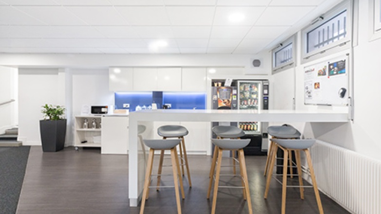 Photo 6 of 7 Rue Le Bouvier in Bourg-la-Reine