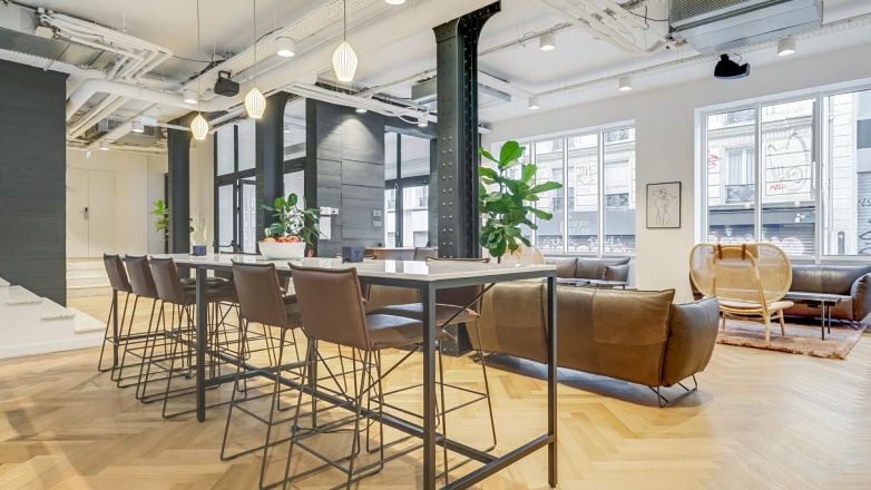 Photo 10 of 86-90 Rue Notre Dame de Nazareth in Paris