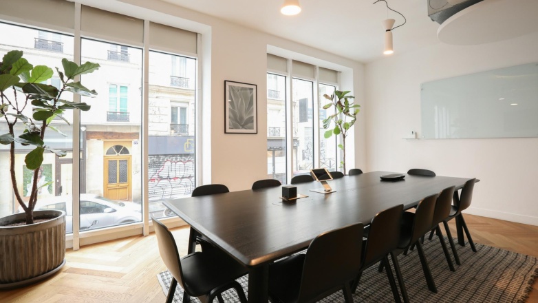 Photo 8 of 86-90 Rue Notre Dame de Nazareth in Paris