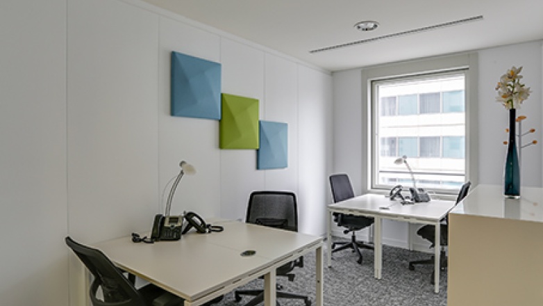 Photo 4 of 9-11 Allée de l'Arche in Courbevoie