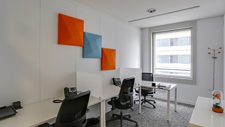 Photo 6 of 9-11 Allée de l'Arche in Courbevoie