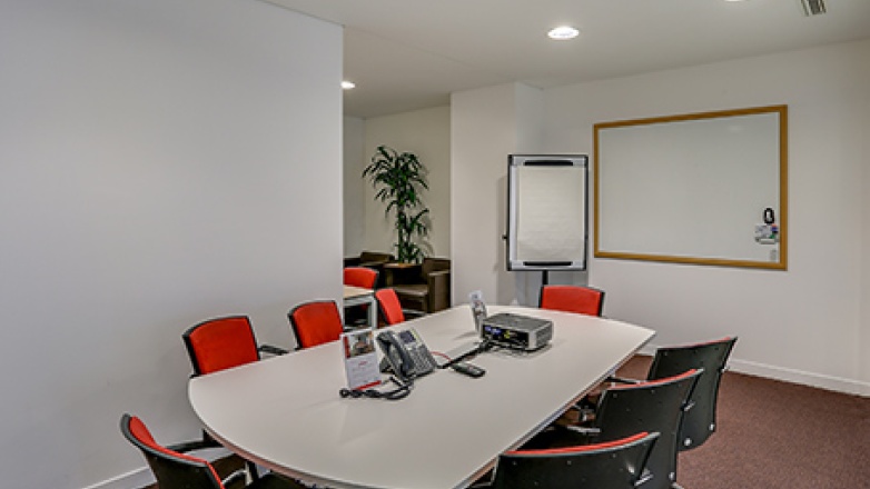 Photo 9 of 9-11 Allée de l'Arche in Courbevoie