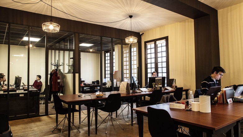 Photo 14 of 16-18 Rue de Bucarest in Paris