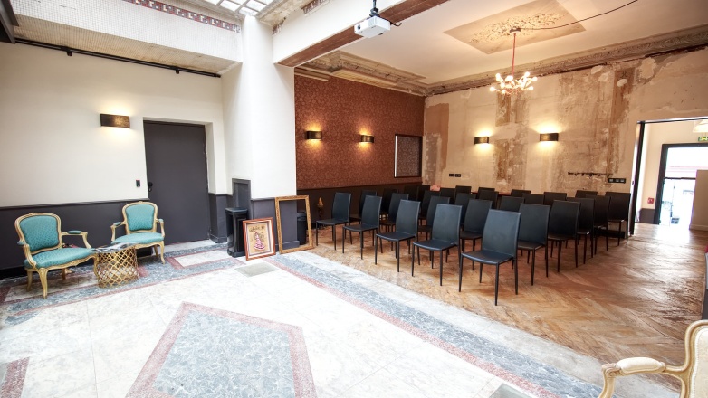 Photo 5 of 16-18 Rue de Bucarest in Paris