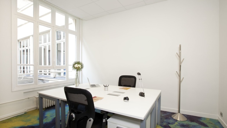 Photo 10 of 34 Avenue des Champs-Élysées in Paris